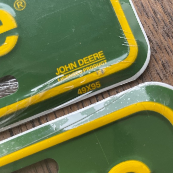 Vintage John Deer License Plate - Set of 2 MINT - Picture 3 of 6